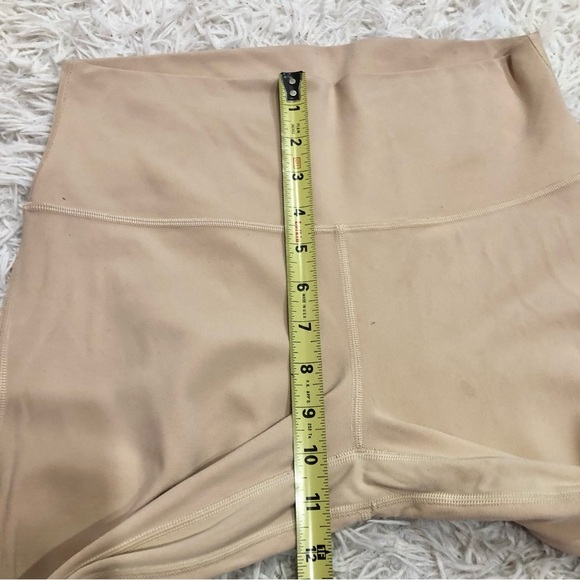Lululemon ALIGN High Rise CROP 17” PROSECCO Tan Size 10 - Picture 10 of 11